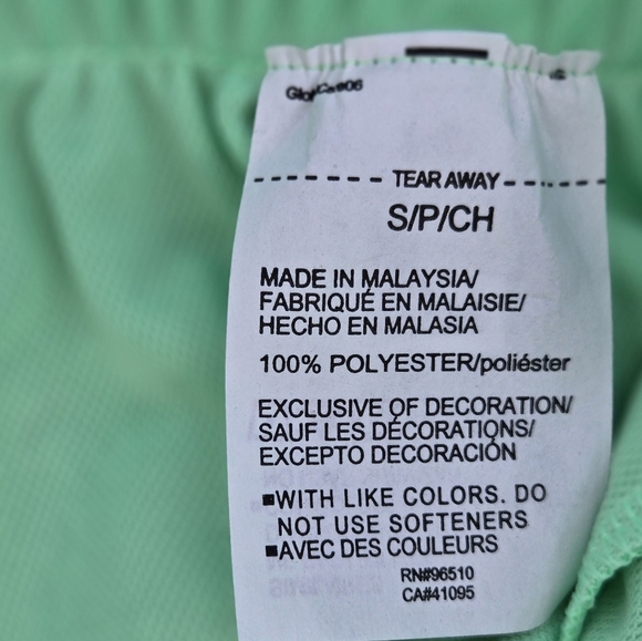 NWOT Under Armour Women's Lime Green Athletic Shorts Size S - Picture 4 of 5